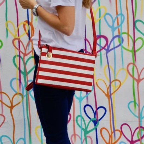 **BRAND NEW** Red stripe zipper Envelope Bag - Picture 2 of 3